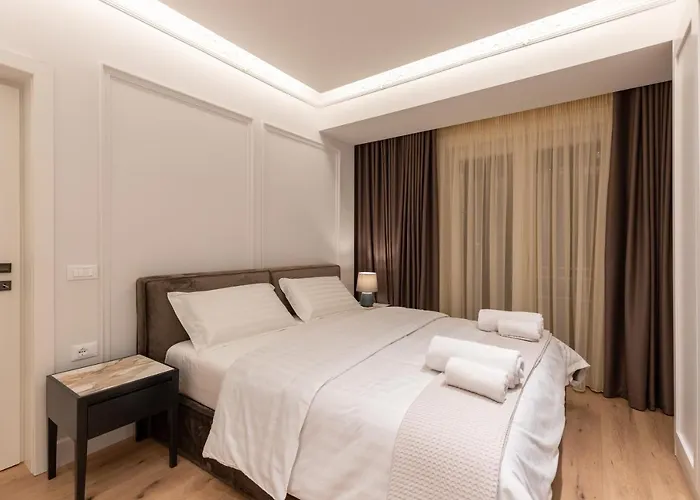 Night Apartment