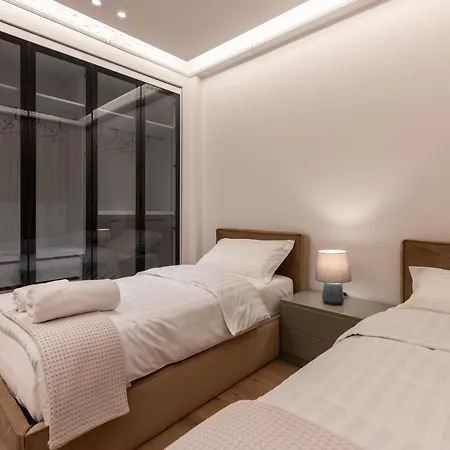 Apartament Night *